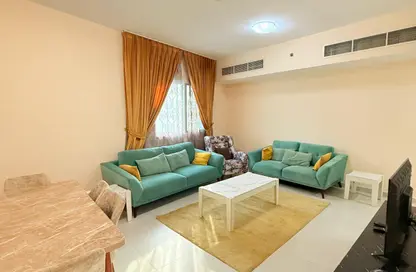 شقة - 2 غرف نوم - 2 حمامات للايجار في شارع التعاون الجديد - التعاون - الشارقة