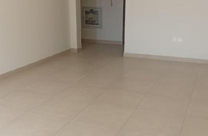 Apartment - 2 Bedrooms - 3 Bathrooms for rent in Al Khan Lagoon Tower - Al Khan Lagoon - Al Khan - Sharjah