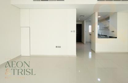 Townhouse - 3 - 3 for rent in Amazonia - Damac Hills 2 - Dubai