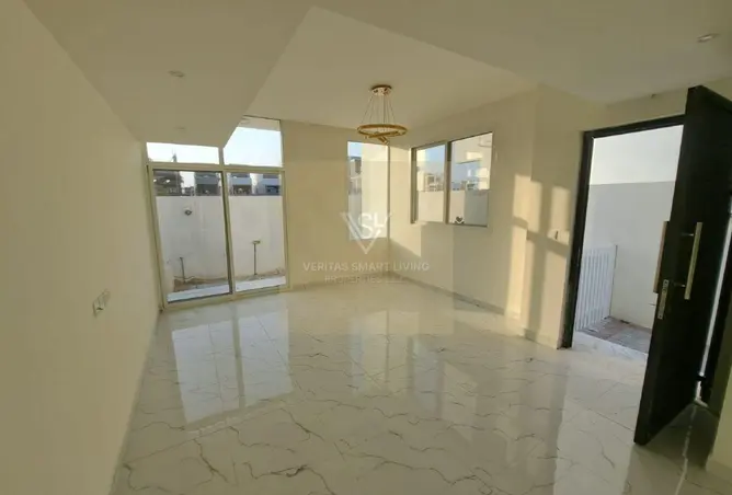 145510002 - Property Image 2