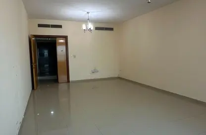 شقة - غرفة نوم - 1 حمام للايجار في شارع التعاون الجديد - التعاون - الشارقة