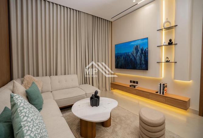 74232499 - Property Image 3