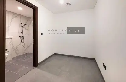 شقة - 2 غرف نوم - 2 حمامات للايجار في برج The Crest A - ذا كريست - صبحا هارتلاند - مدينة الشيخ محمد بن راشد - دبي