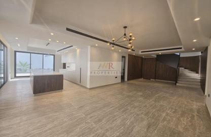 Villa - 5 Bedrooms - 6 Bathrooms for rent in Jumeirah 3 - Jumeirah - Dubai