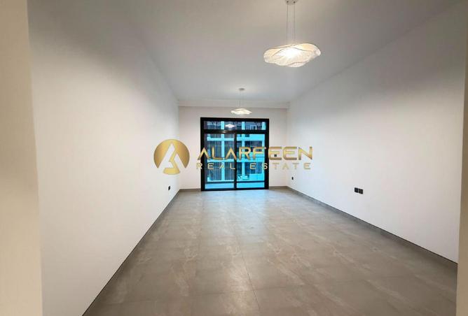 104671407 - Property Image 2