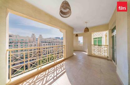 Apartment - 2 Bedrooms - 3 Bathrooms for rent in Al Anbara - Shoreline Apartments - Palm Jumeirah - Dubai
