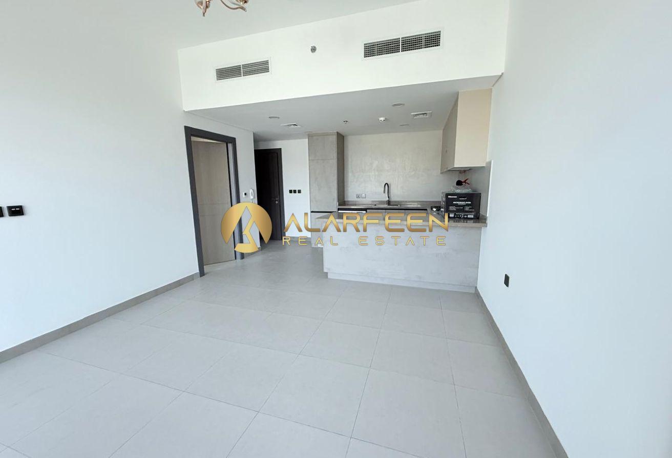 Spacious 1BHK | Fitted Appliance | Call now photo 9