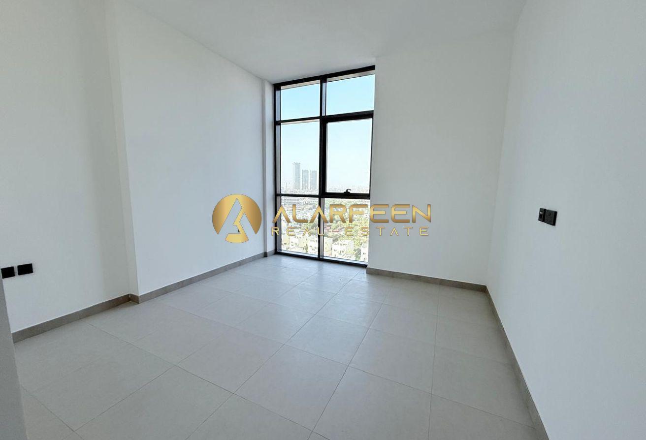 Spacious 1BHK | Fitted Appliance | Call now photo 5