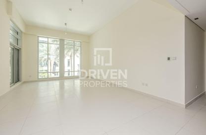 Apartment - 1 Bedroom - 2 Bathrooms for rent in The Lofts Podium - The Lofts - Downtown Dubai - Dubai