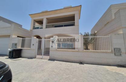 Villa - 4 Bedrooms - 5 Bathrooms for rent in Umm Suqeim 1 Villas - Umm Suqeim 1 - Umm Suqeim - Dubai