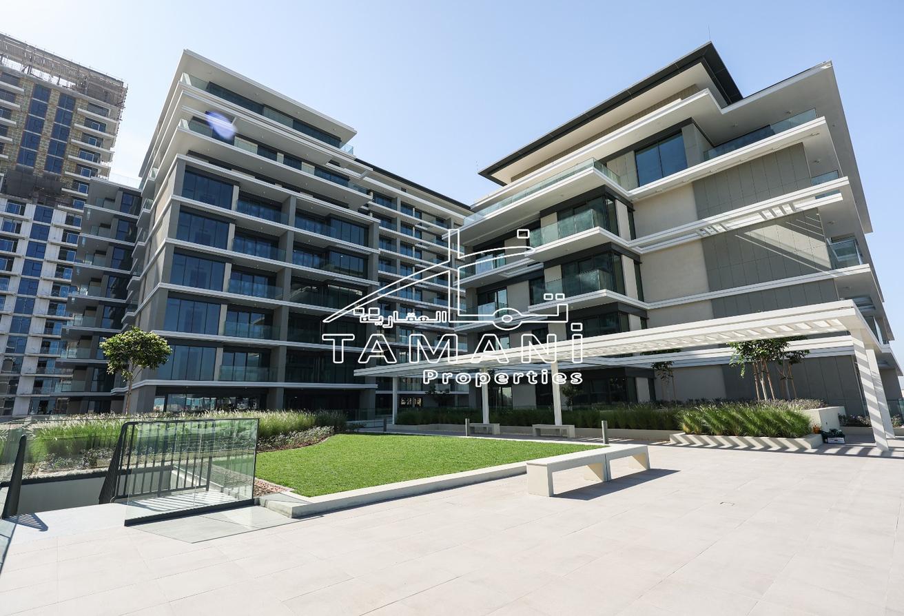 Sea view Ready to move Brand new photo 30