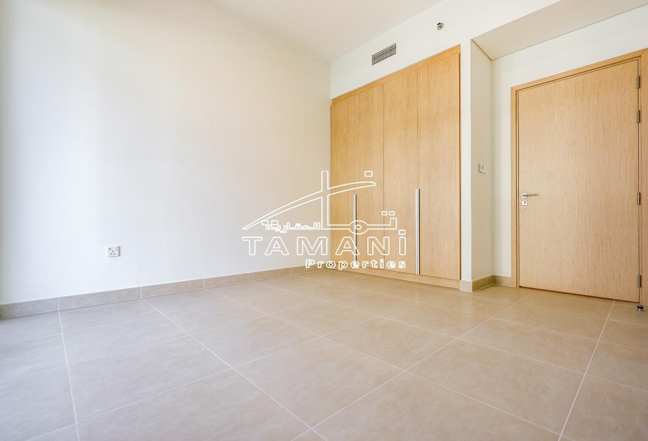 Sea view Ready to move Brand new photo 12