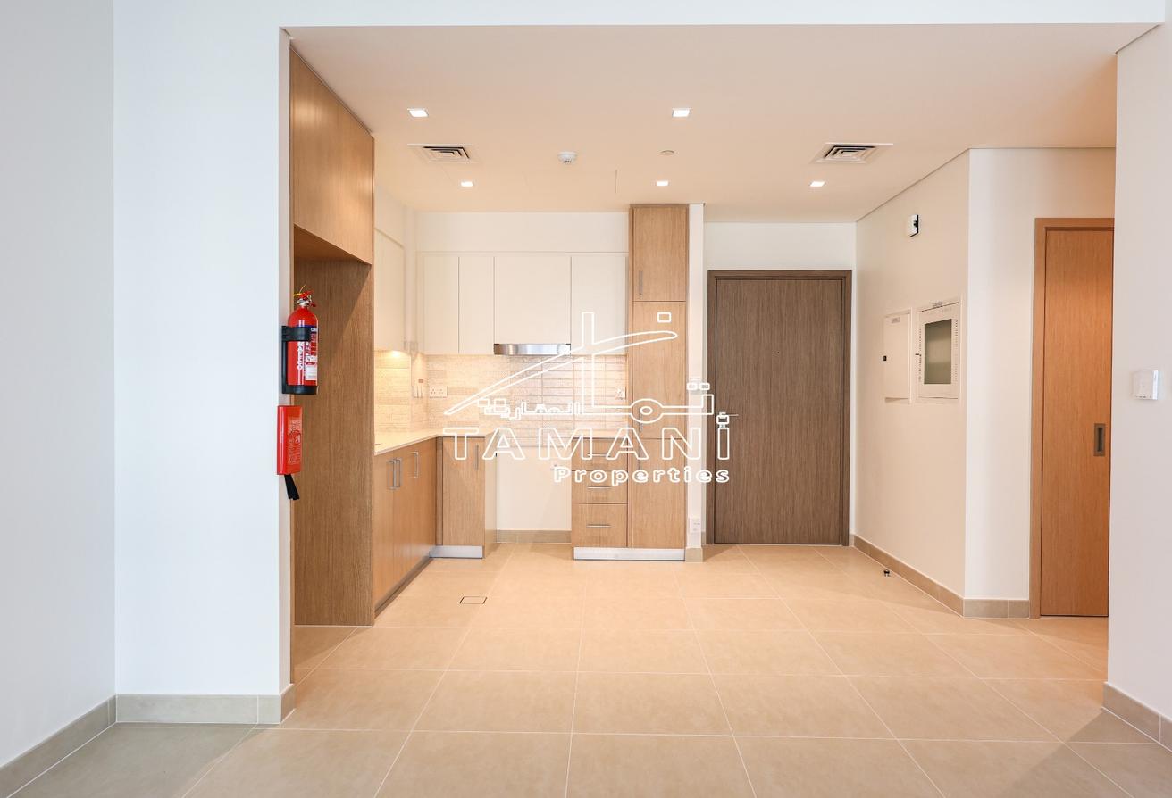 Sea view Ready to move Brand new photo 6