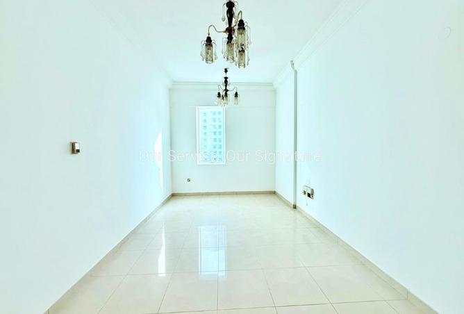 124265355 - Property Main Image