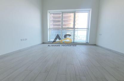 Apartment - 1 - 2 for rent in Orchid Residence - Dubai Science Park - Dubai