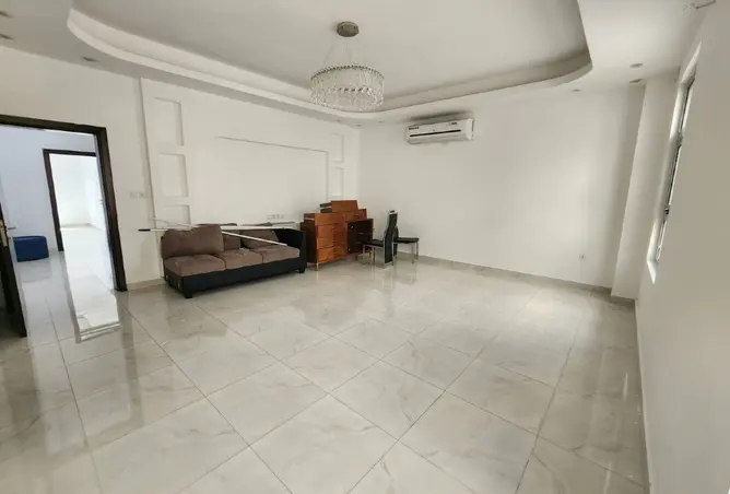 160986345 - Property Image 2