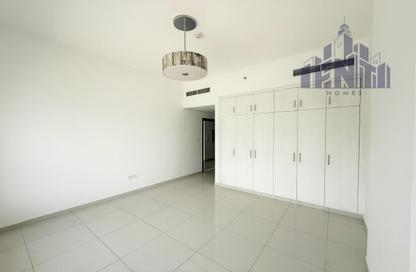 Apartment - 1 Bedroom - 2 Bathrooms for rent in Topaz Residence 3 - Topaz Residence - Dubai Silicon Oasis - Dubai