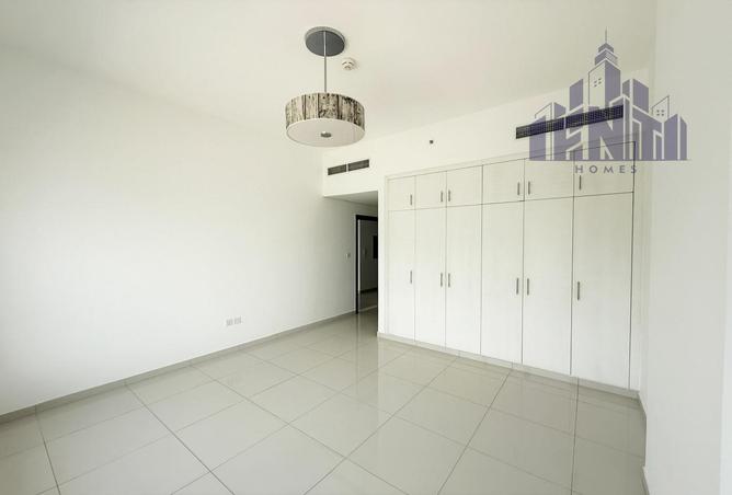 92718037 - Property Image 3