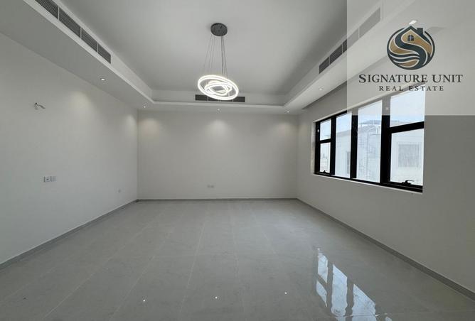 73864689 - Property Main Image