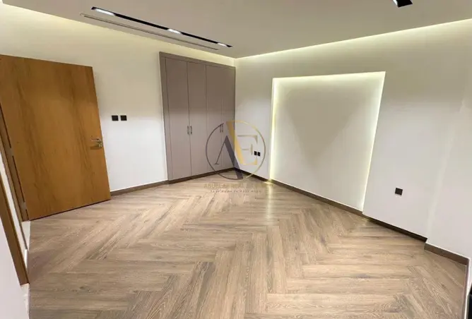 158253975 - Property Image 3