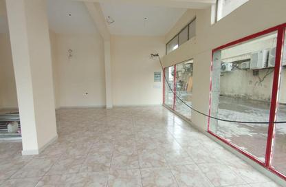 Shop - Studio - 2 Bathrooms for rent in Dar Al Majaz - Jamal Abdul Nasser Street - Al Majaz - Sharjah