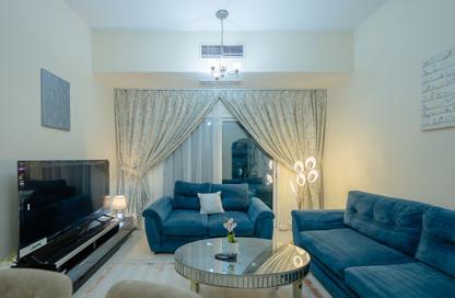 Apartment - 1 - 2 for rent in Palm Tower - Al Khan Lagoon - Al Khan - Sharjah