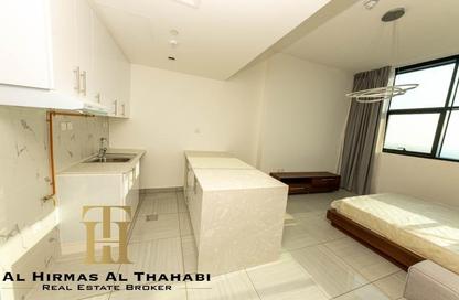 Apartment - Studio - 1 Bathroom for rent in O2 Tower - District 14 - Jumeirah Village Circle - Dubai