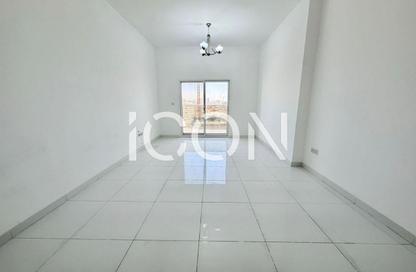 Apartment - 2 Bedrooms - 3 Bathrooms for rent in International City Phase 2 - Al Warsan 4 - Al Warsan - Dubai Apartment - 2 Bedrooms - 3 Bathrooms for rent in International City Phase 2 - Al Warsan 4 - Al Warsan - Dubai