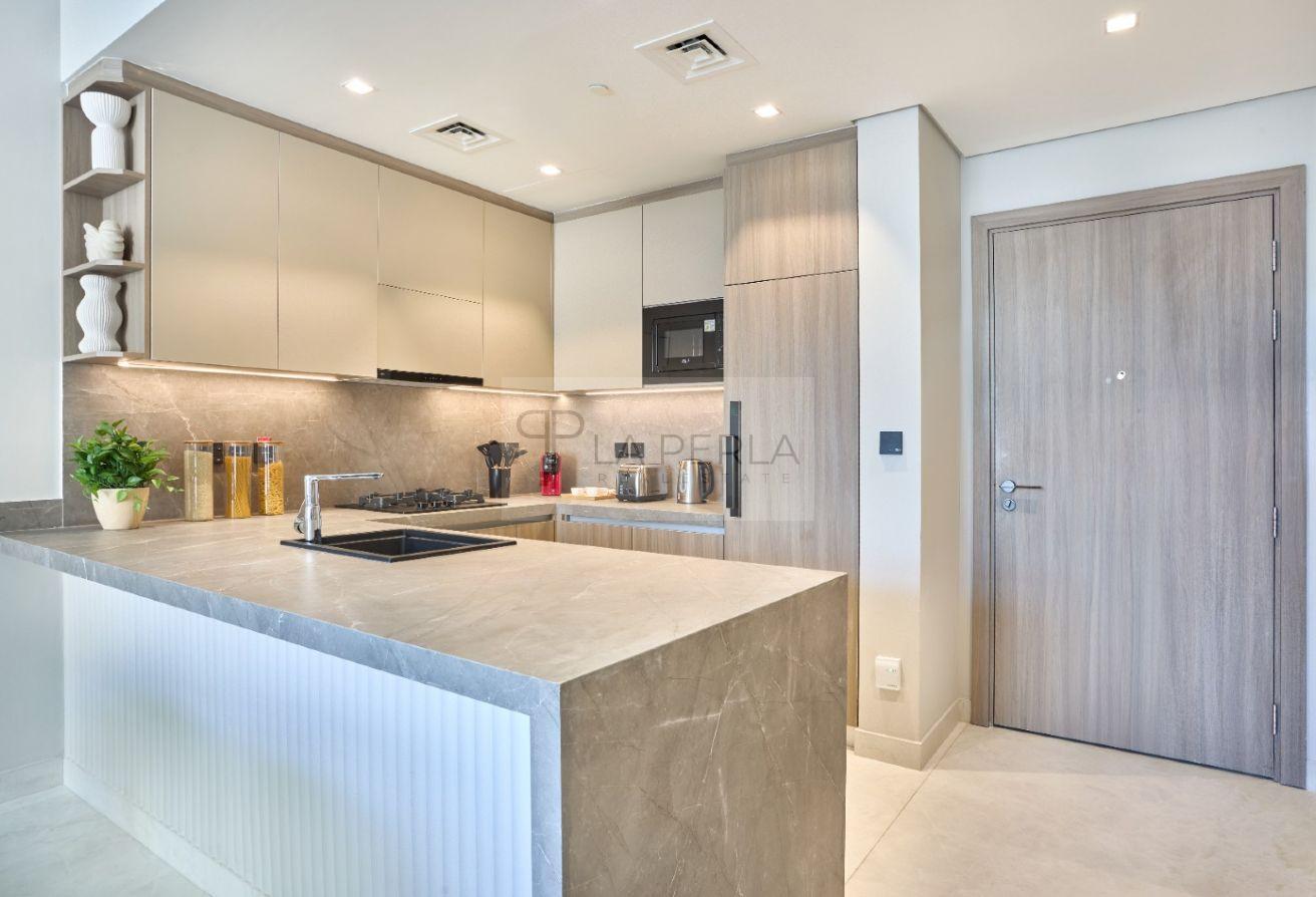 Luxurious 1BHK | Premium Amenities | Free Wi-Fi photo 9