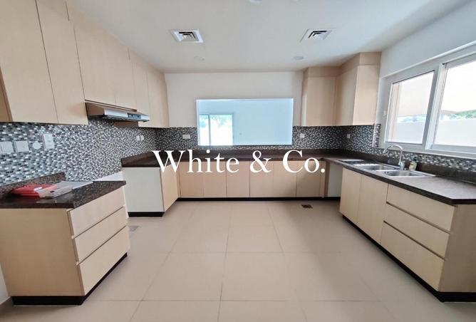 57352727 - صورة العقار 3