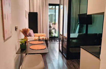 شقة - 1 حمام للايجار في كنسينجتون مانور - الضاحية 13 - قرية جميرا الدائرية - دبي