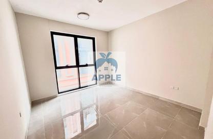 Apartment - 1 Bedroom - 2 Bathrooms for rent in Muwaileh Commercial - Sharjah