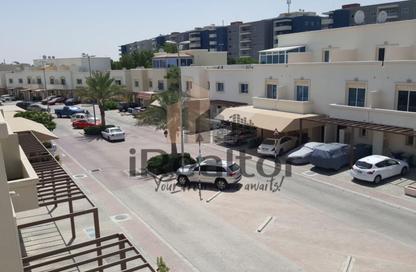 Villa - 5 Bedrooms - 6 Bathrooms for rent in Arabian Style - Al Reef Villas - Al Reef - Abu Dhabi