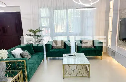 Villa - 4 Bedrooms - 5 Bathrooms for rent in Sydney Villas - District 18 - Jumeirah Village Circle - Dubai