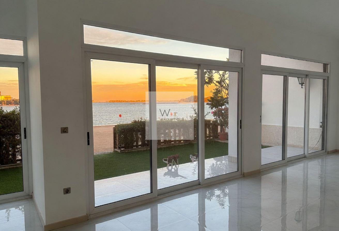 5-bedroom Palma Residence villa photo 2
