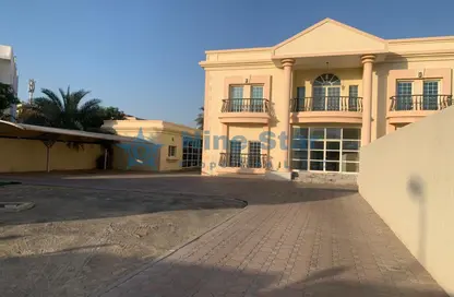 Villa - 5 Bedrooms - 5 Bathrooms for rent in Al Hudaiba Mall - Al Hudaiba - Al Satwa - Dubai