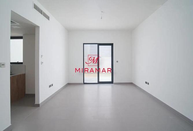 128374645 - Property Image 3