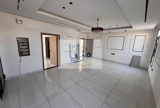105489988 - Property Image 3
