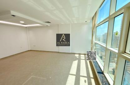 Penthouse - 3 Bedrooms - 4 Bathrooms for rent in Al Rumailah building - Al Rumailah 2 - Al Rumaila - Ajman