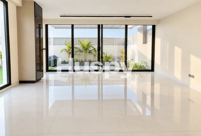 156896255 - Property Image 3