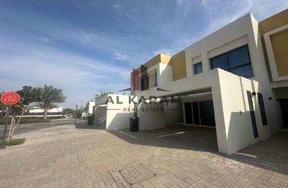 Villa - 3 Bedrooms - 4 Bathrooms for rent in Mina Al Arab - Ras Al Khaimah