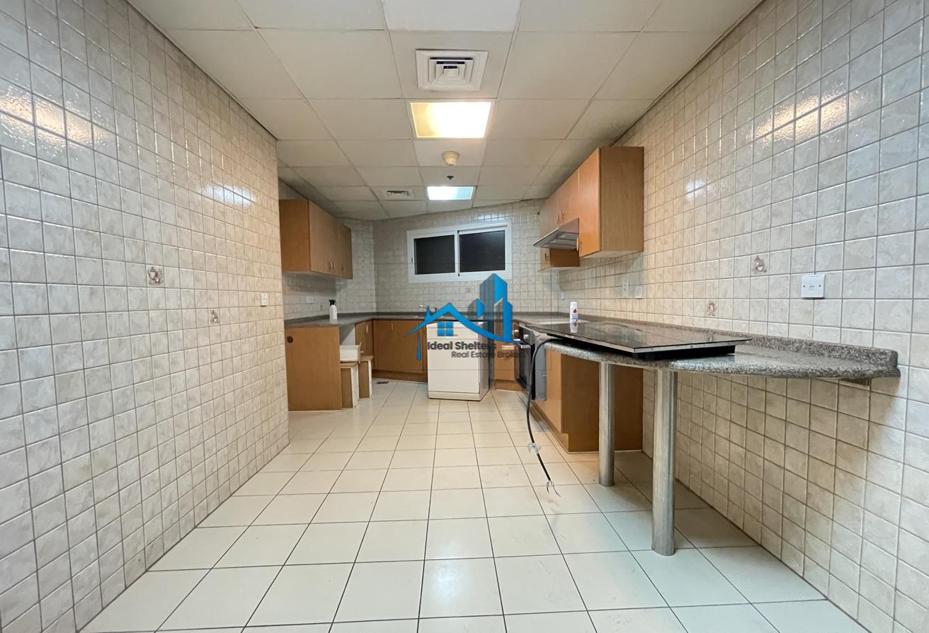 SPECIOUS 2BHK || NEAR METRO || CLOSE KITCHEN photo 9