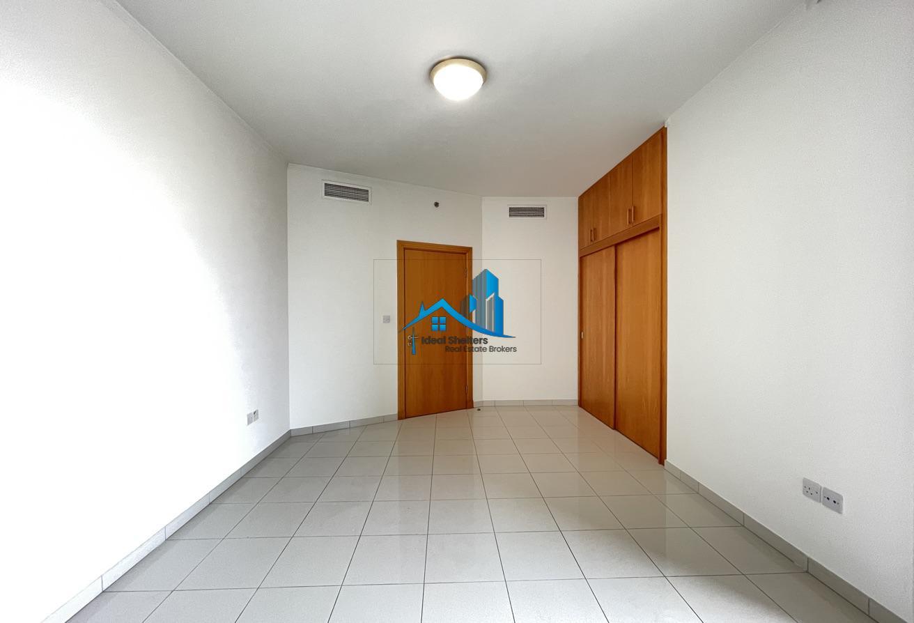 SPECIOUS 2BHK || NEAR METRO || CLOSE KITCHEN photo 4