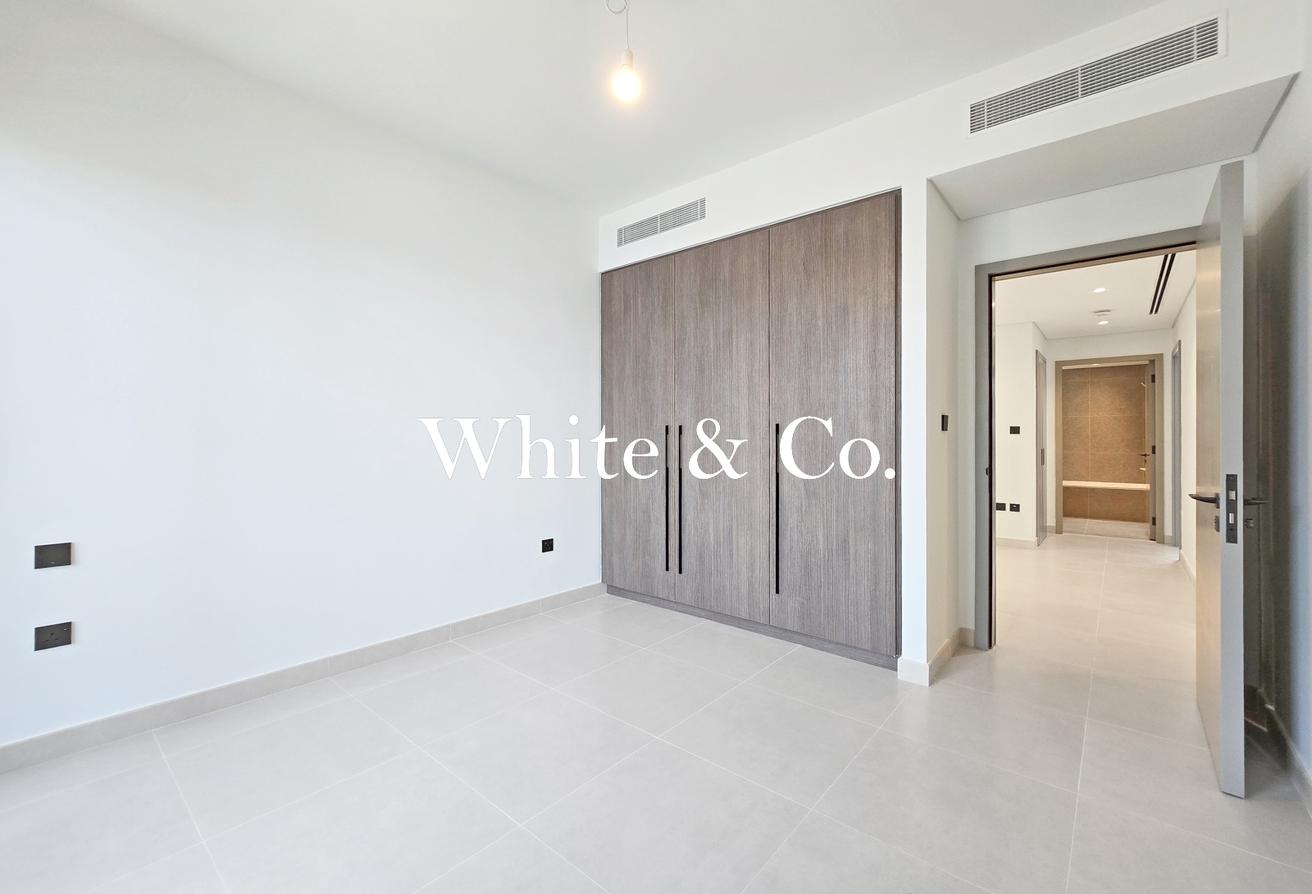 Appliances | Brand New | Landscaped photo 17