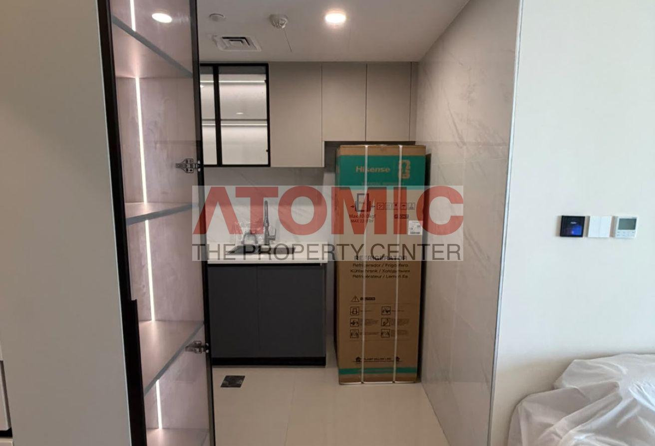 Furnished Studio | Balcony |City & Community View photo 7