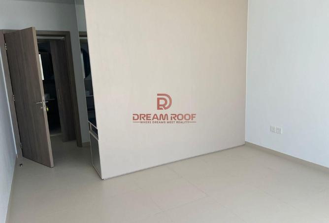 104261237 - Property Image 3