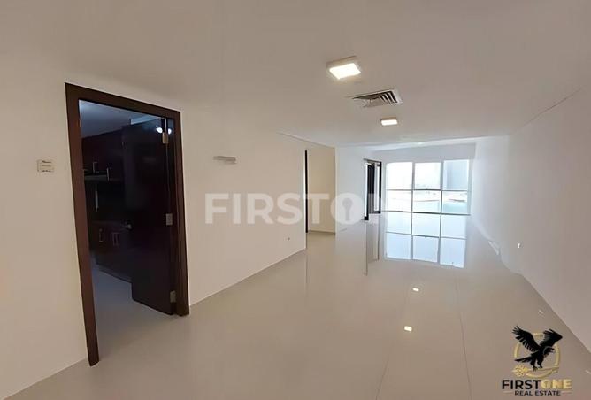 60137321 - Property Main Image