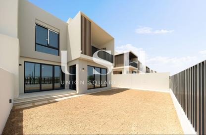 Townhouse - 4 - 5 for rent in Jebel Ali Village Townhouses - Jebel Ali Village - Jebel Ali - Dubai