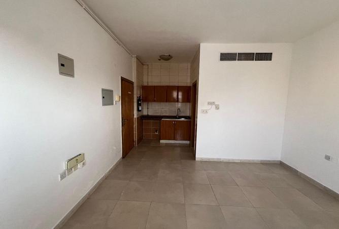 87027073 - Property Image 2