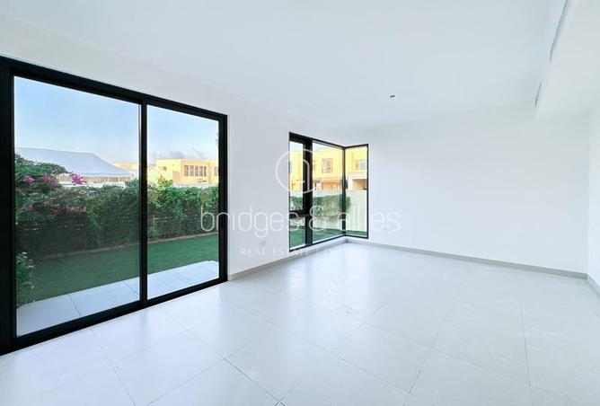 65158805 - Property Image 3